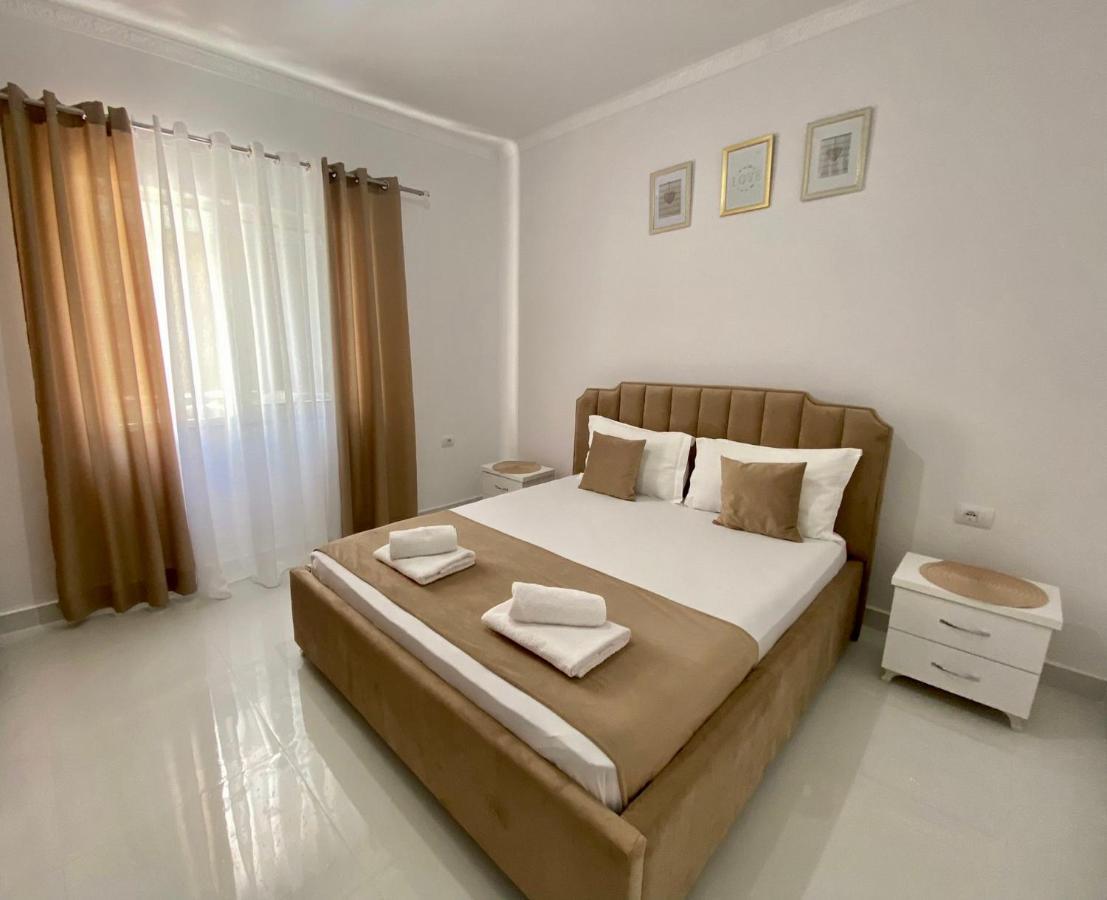 Ona Apartament Sarande Luaran gambar
