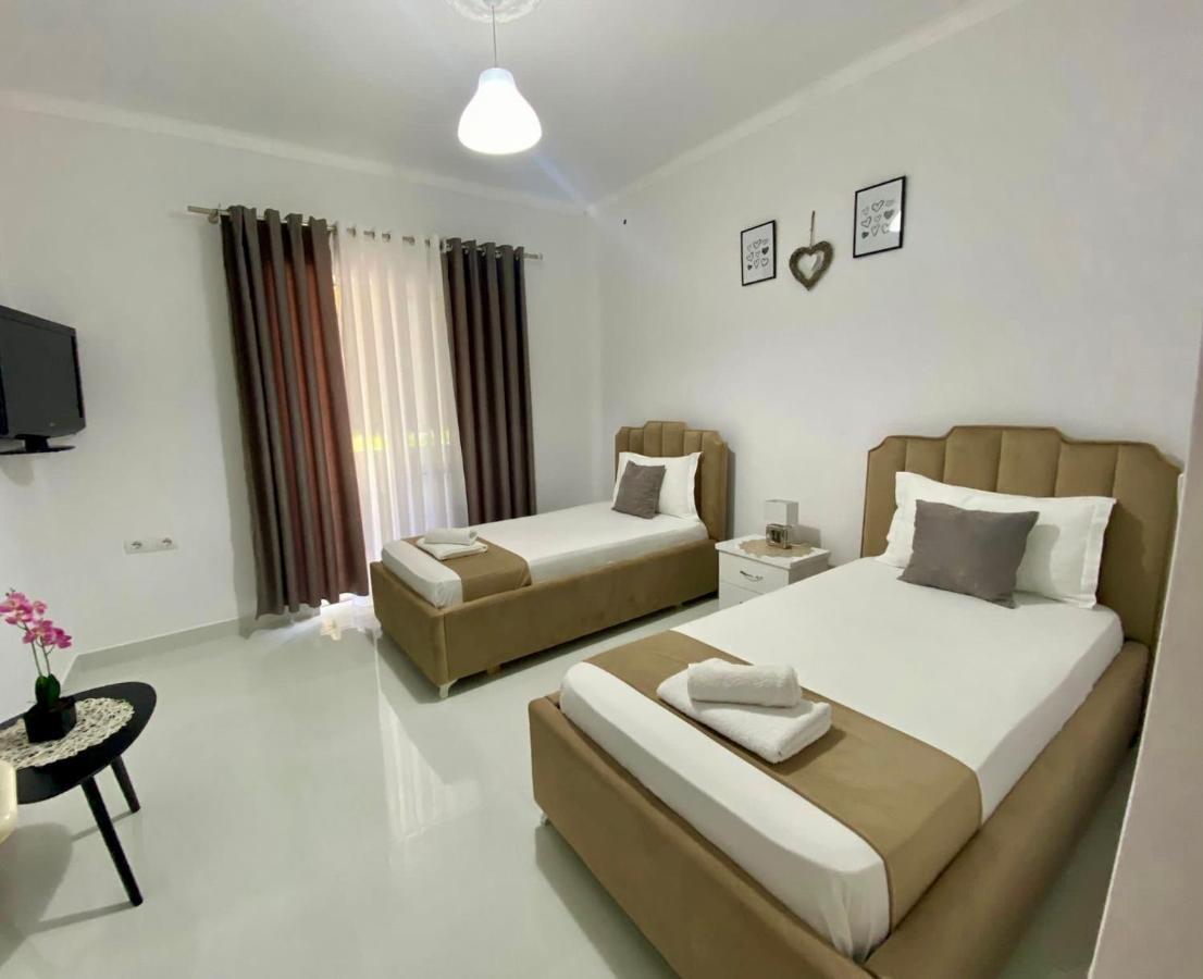 Ona Apartament Sarande Luaran gambar