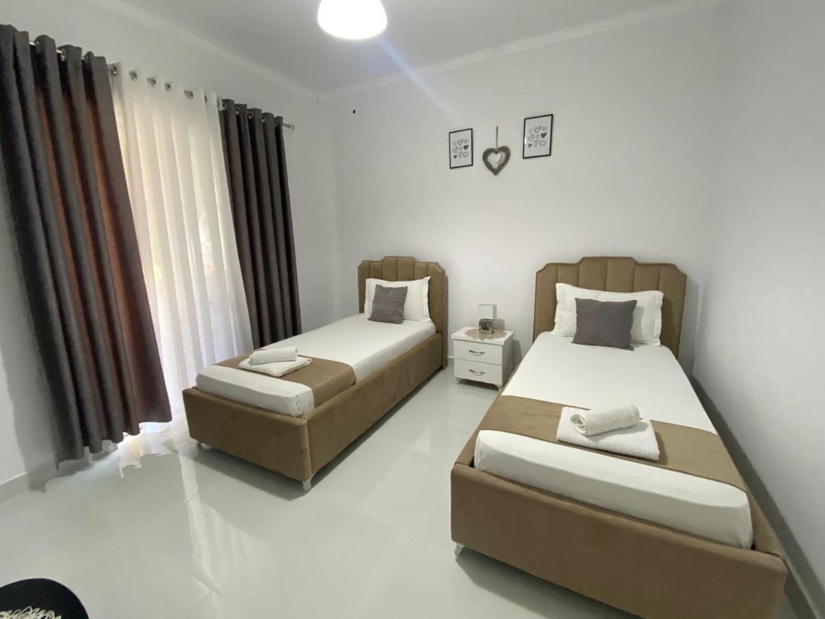 Ona Apartament Sarande Luaran gambar